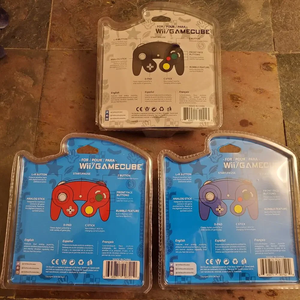 3 Gamecube Controllers - 3 Colors Bundle (NEW) - Red Blue Black - Nintendo